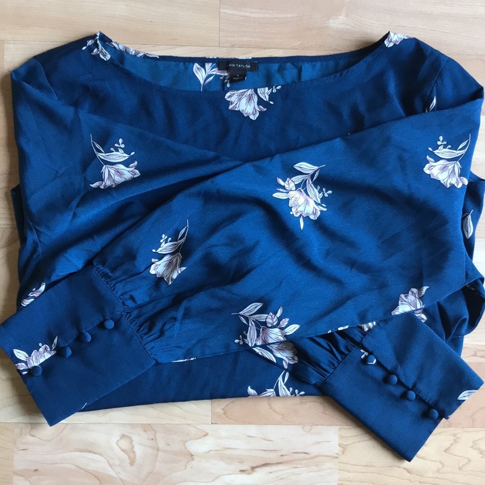 Blue Ann Taylor Blouse Large